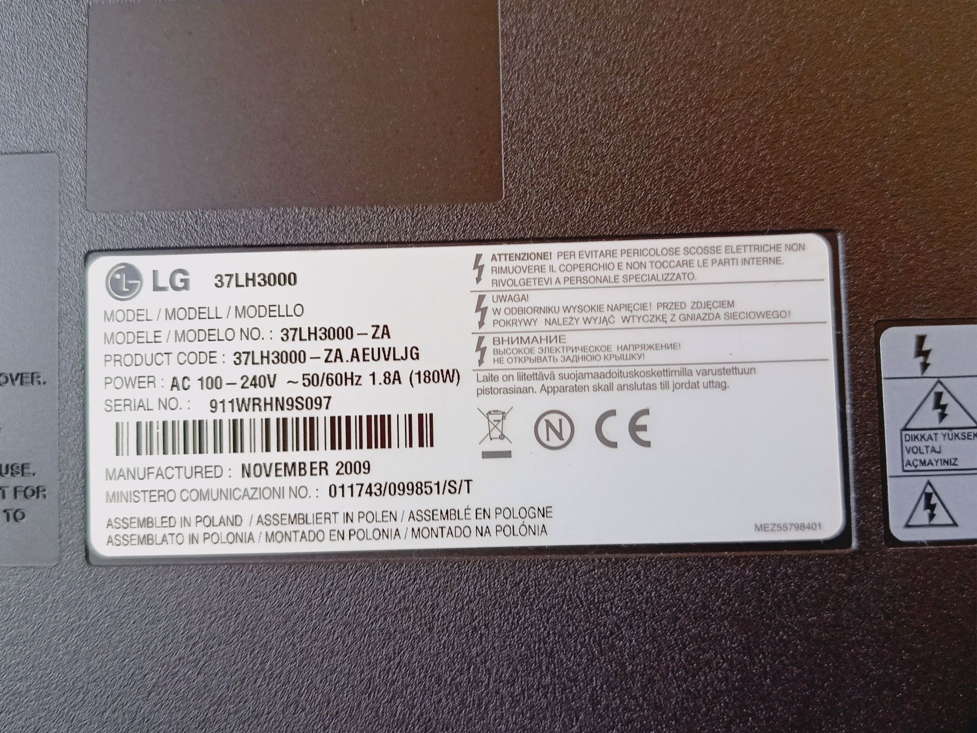 Telewizor LG 37 cali, z pilotem