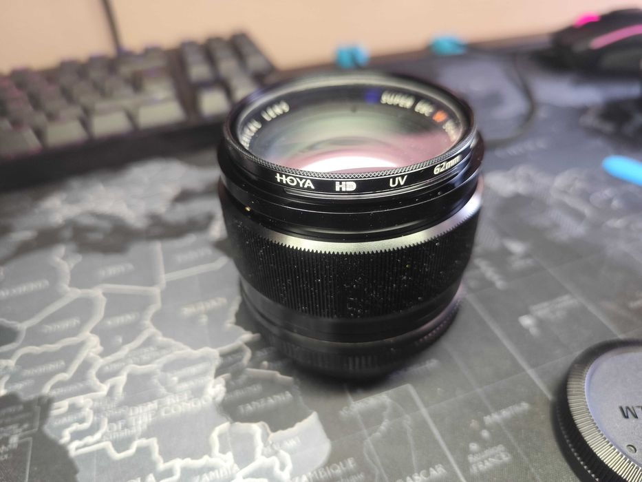 Fujinon XF 56mm F 1.2 R+JJC LH-JXF23+HOYA HD UV