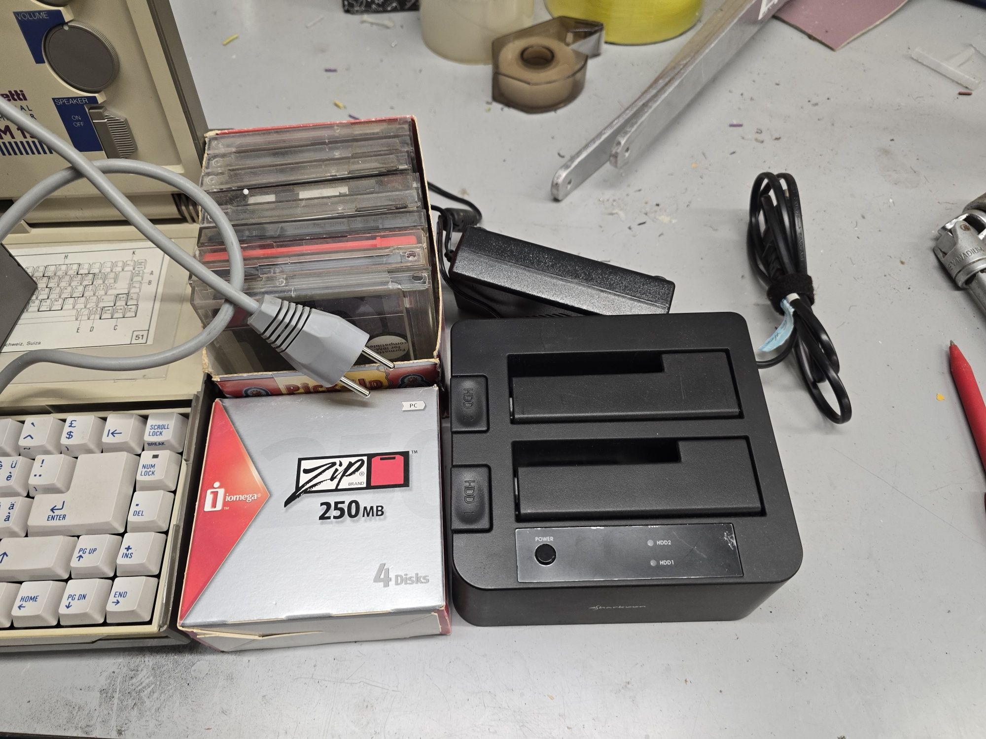 Olivetti Prsonal Computer M15 stary laptop