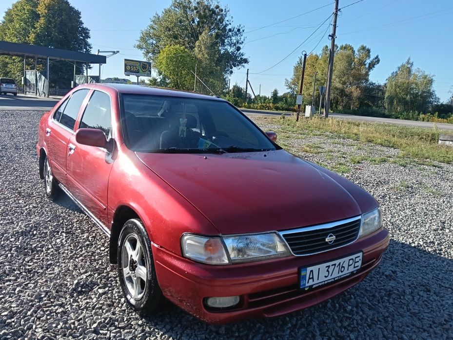 Автомобіль nissan sunny 1.6 можливий обмін