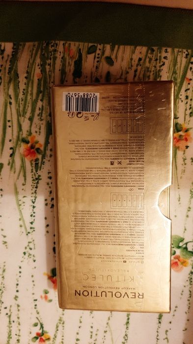 Revolution & Kitulec #blendkitulca podwójną paleta cieni