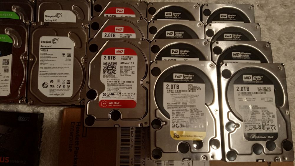 Discos SATA 3.5" 3TB, 2TB
