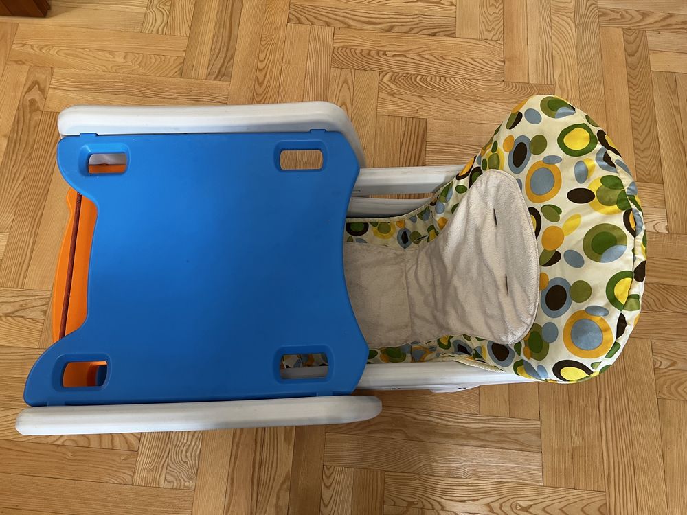 Столик для годування