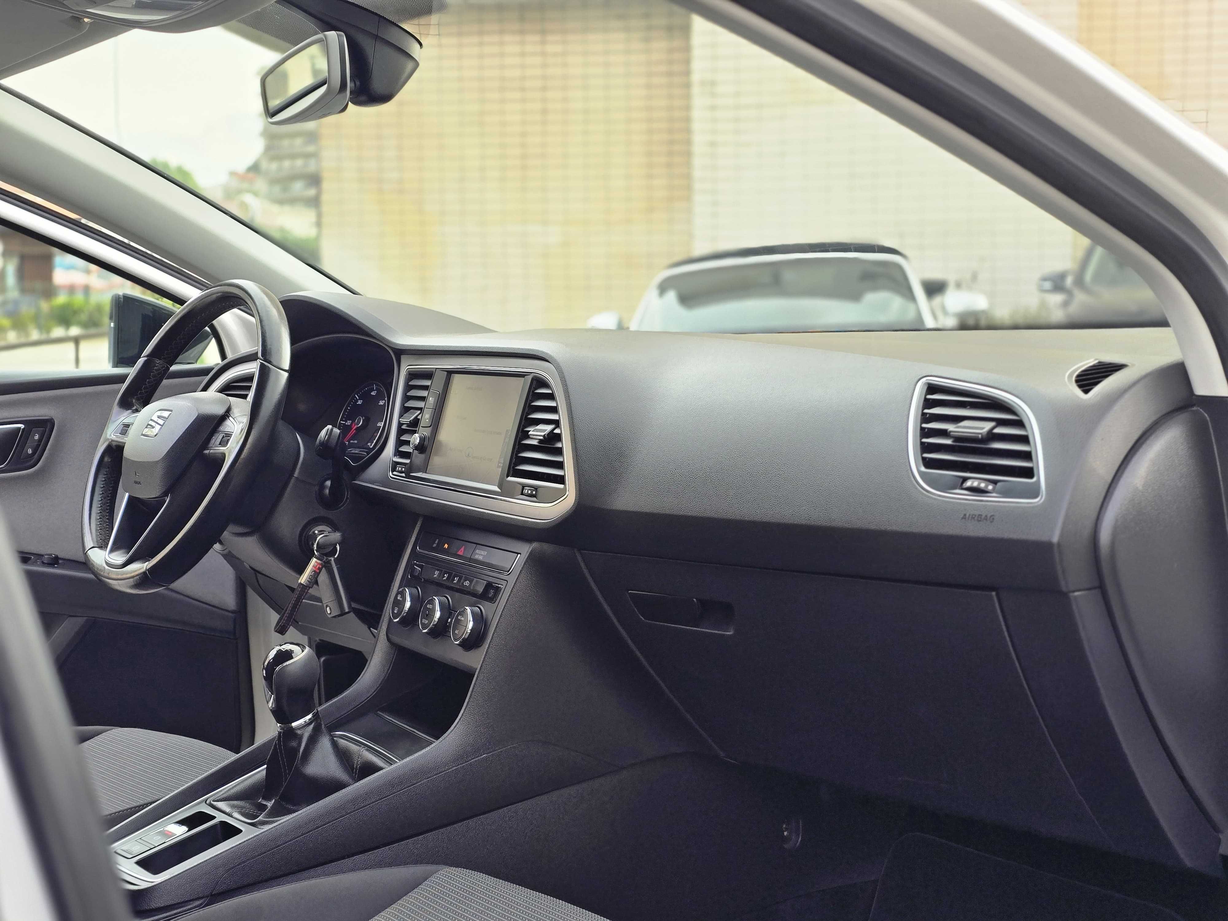 SEAT LEON ST FR 5F FACELIFT 1.6TDI 116CV "LOOK CUPRA"