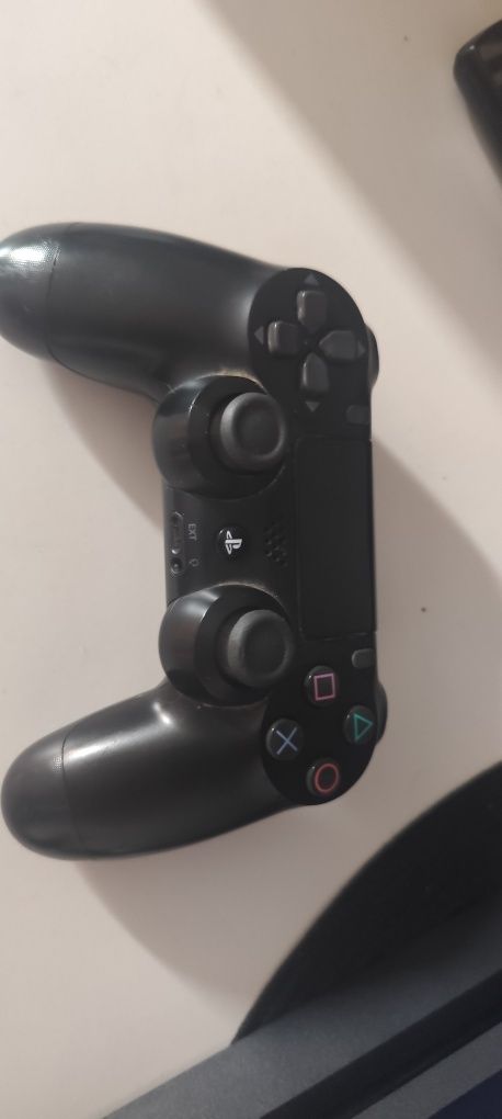 PS4 slim 1tb pad 6gier sys 11.52