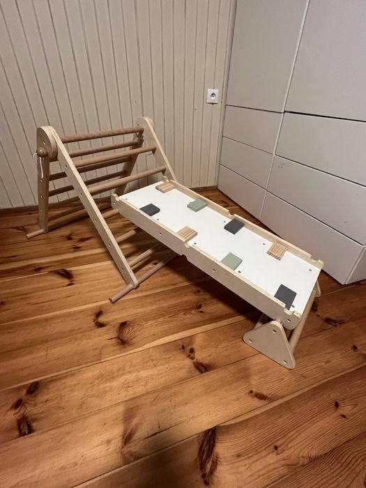 Domowy plac zabaw, trójkąt wspinaczkowy, montessori
