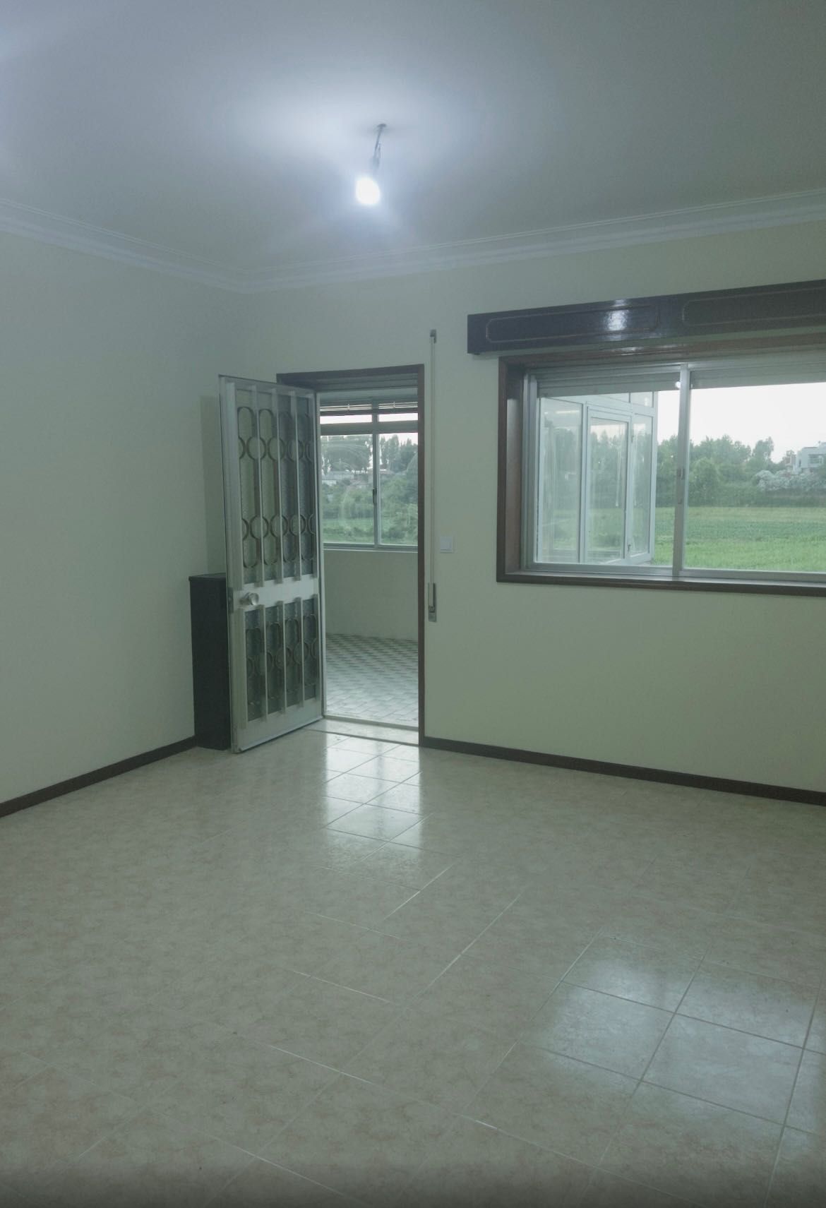 Andar moradia para arrendamento em Nogueira, Maia.