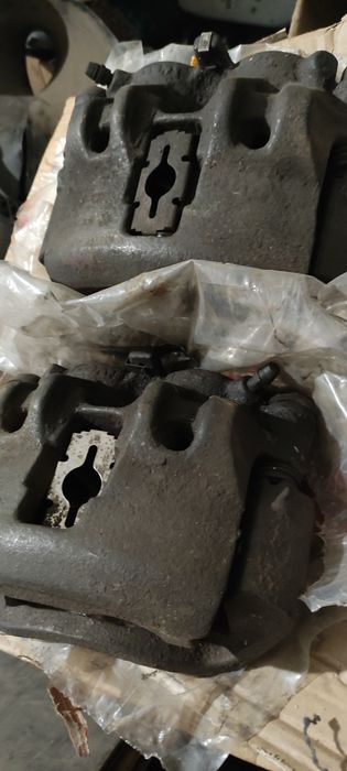 Івеко дейлі подушки двигуна, амортизатори