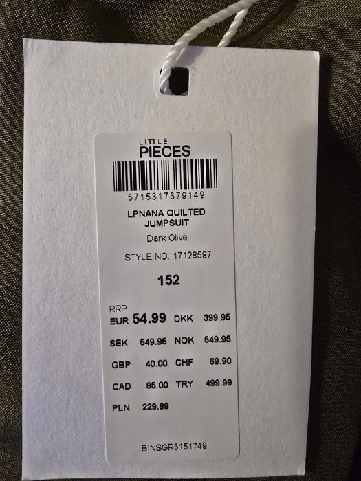 Підлітковтй Жіночий комбінезон хакі демисезонний
.
.сизонний