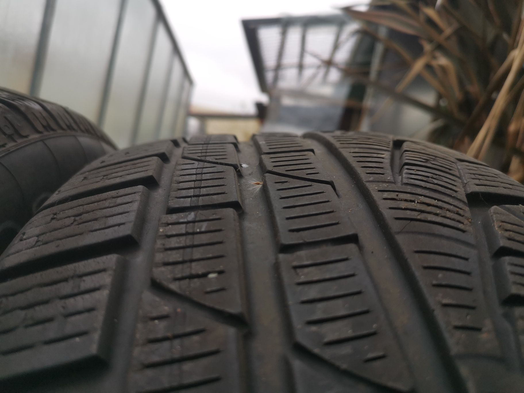 Opony Zimowe PIRELLI Sottozero 225/55/17