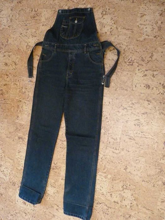 Джинсовий комбинезон