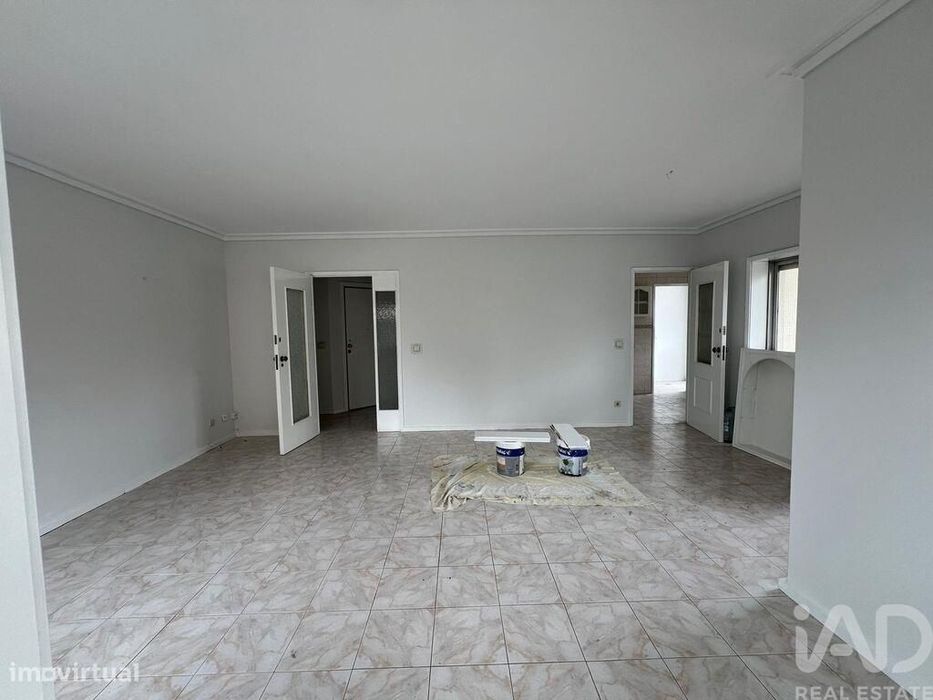 Apartamento T3 em Mafamude e Vilar do Paraíso de 116,00 m2