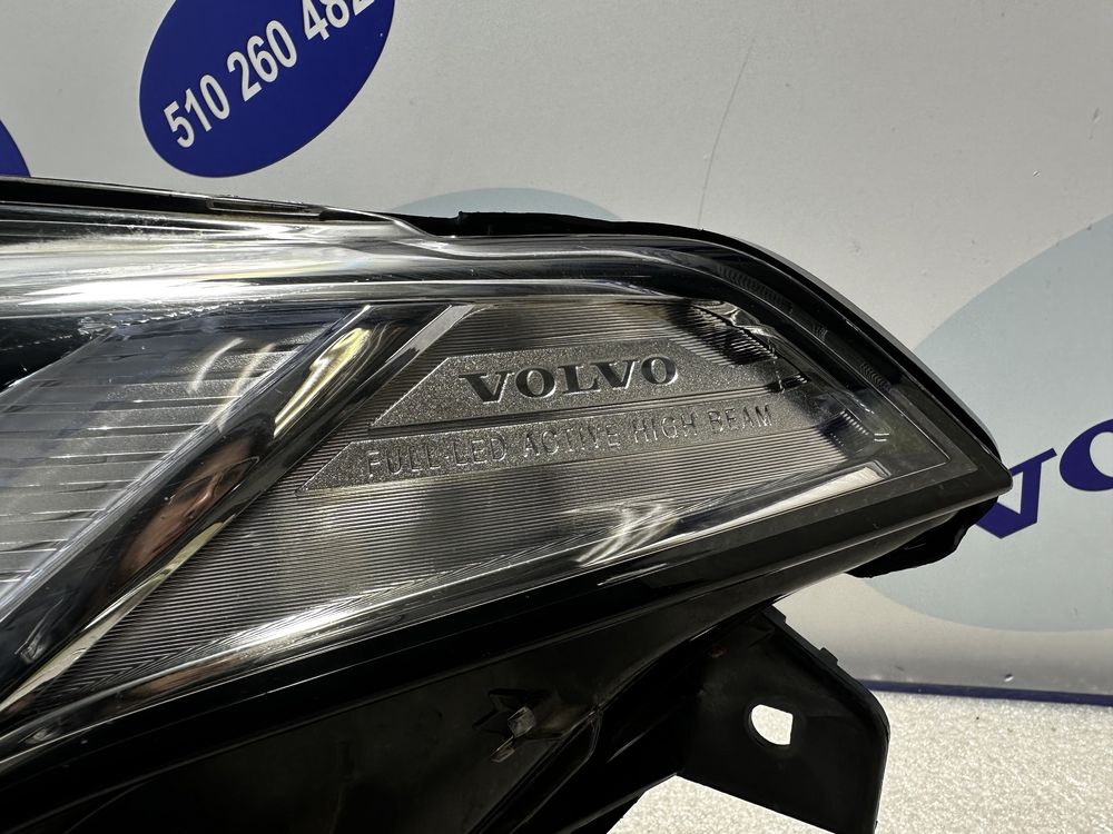 Volvo XC90 2 II lampa reflektor przód FULL LED Europa