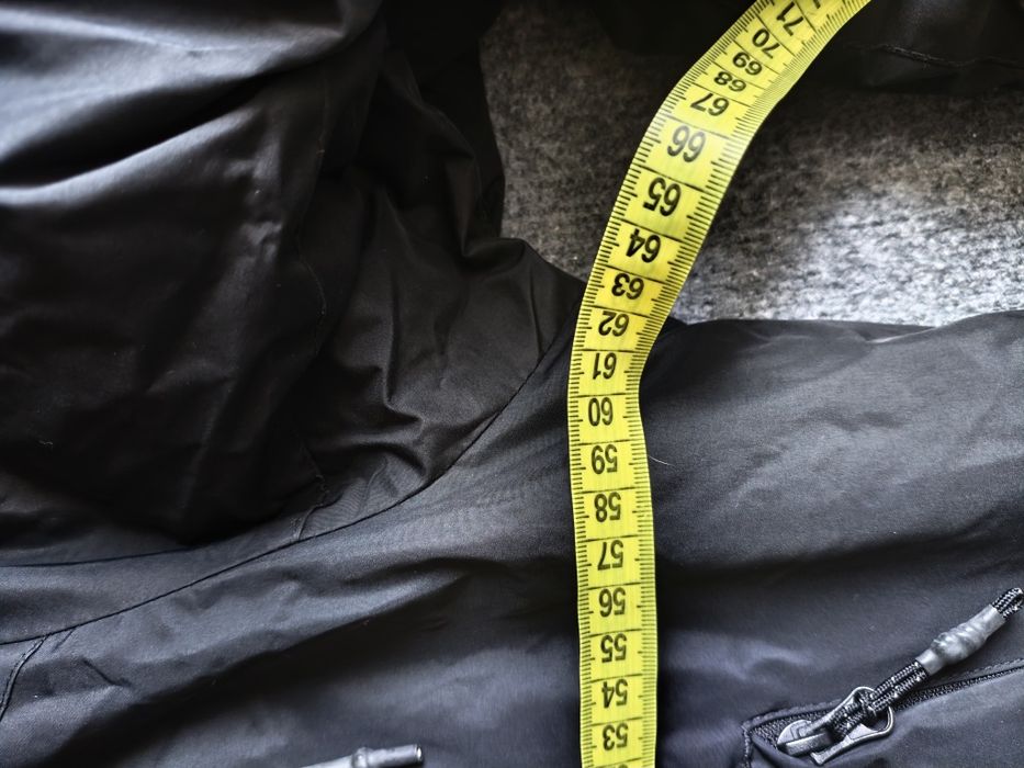 Зимова чоловіча куртка