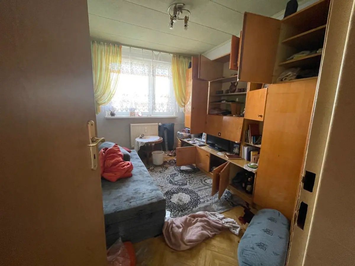 Opróżnianie mieszkań piwnic strychów wywóz gabarytów odbiór śmieci
