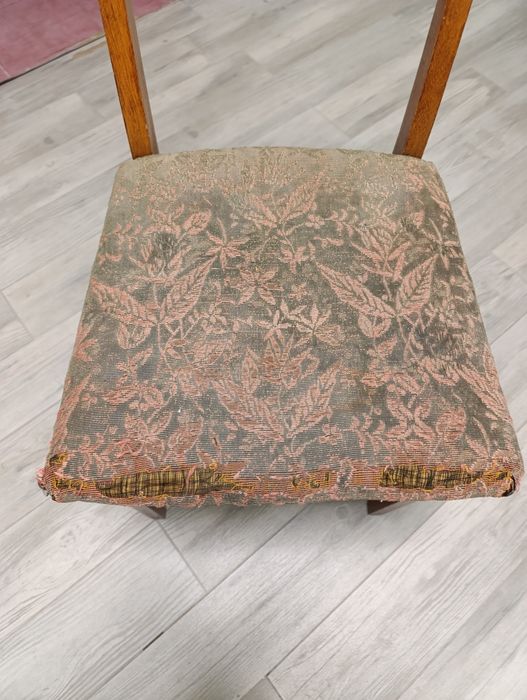 Стул со спинкой, дерево