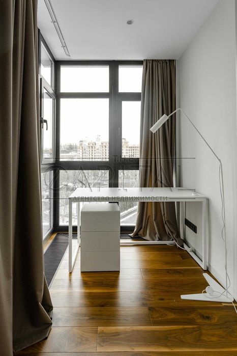 Продаж квартири, ЖК Новопечерські Липки, Драгомирова, Верхогляда