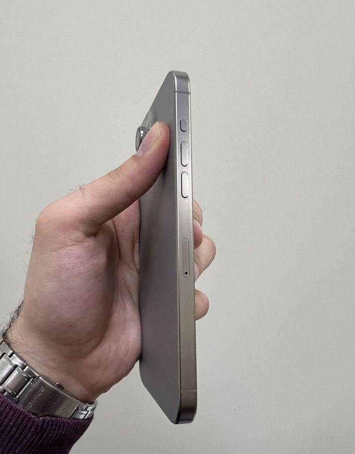 iPhone 15 Pro Max 256 GB