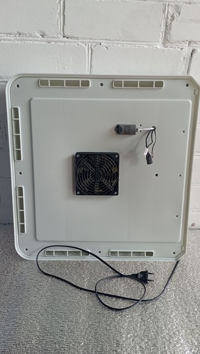 Інкубатор повний автомат "Птаха 60 OR"