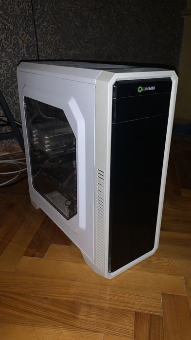 Ігровий пк, комп’ютер.