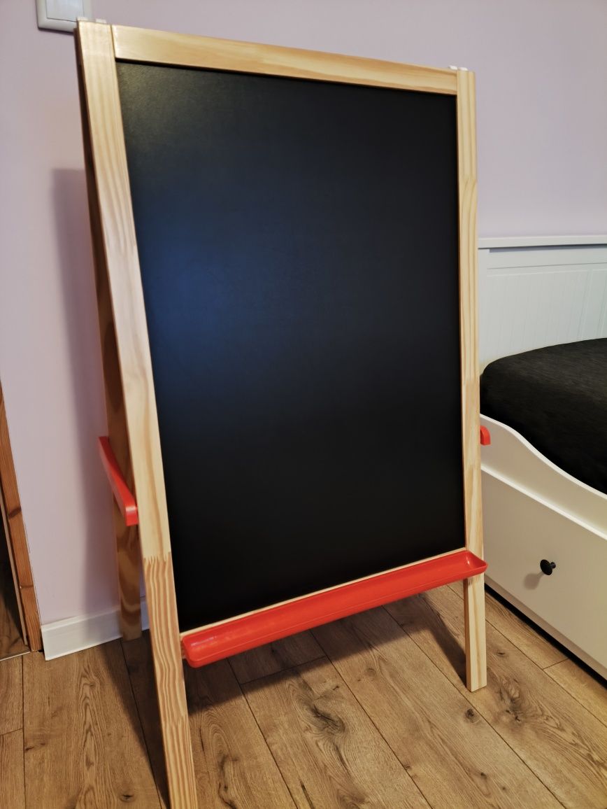 Tablica Sztaluga dla dzieci  Ikea Mala Biała Czarna Rolka Papieru