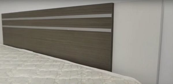 АКЦИЯ! Комплект двуспальная кровать с матрасом. 140×200см. В наличии.