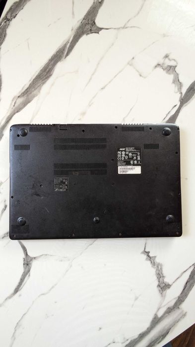 Срочно ноутбук Acer Aspire V5-552G