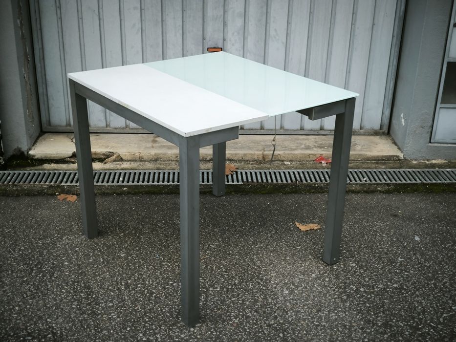 Mesa de cozinha extensível