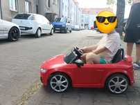 Samochod audi elektryczny ,na akumulator dla dziecka