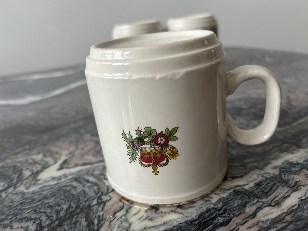 4xKubki -  rok 1977. Queen Elizabeth Silver Jubilee  Churchill China