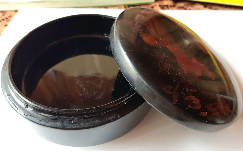 Stare chińskie puzderko szkatułka z laki