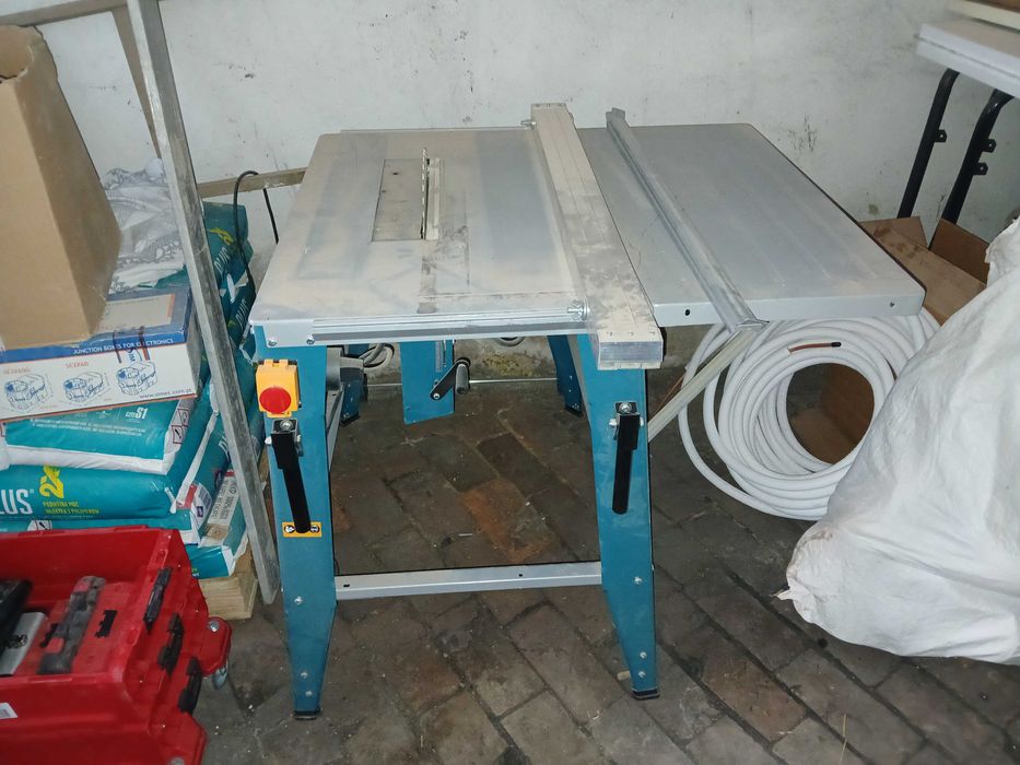 Piła  Stołowa Makita 2712