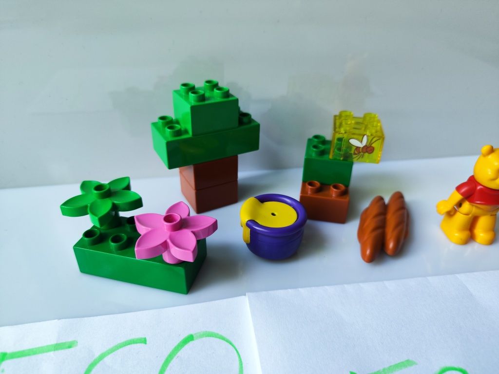 Zestaw klocków LEGO Duplo 5945 Kubuś Puchatek Piknik Kubusia