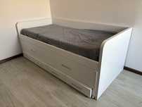 Cama extensivel com gavetas