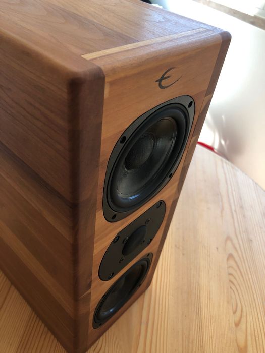 Colunas High End Electrocompaniet Qube