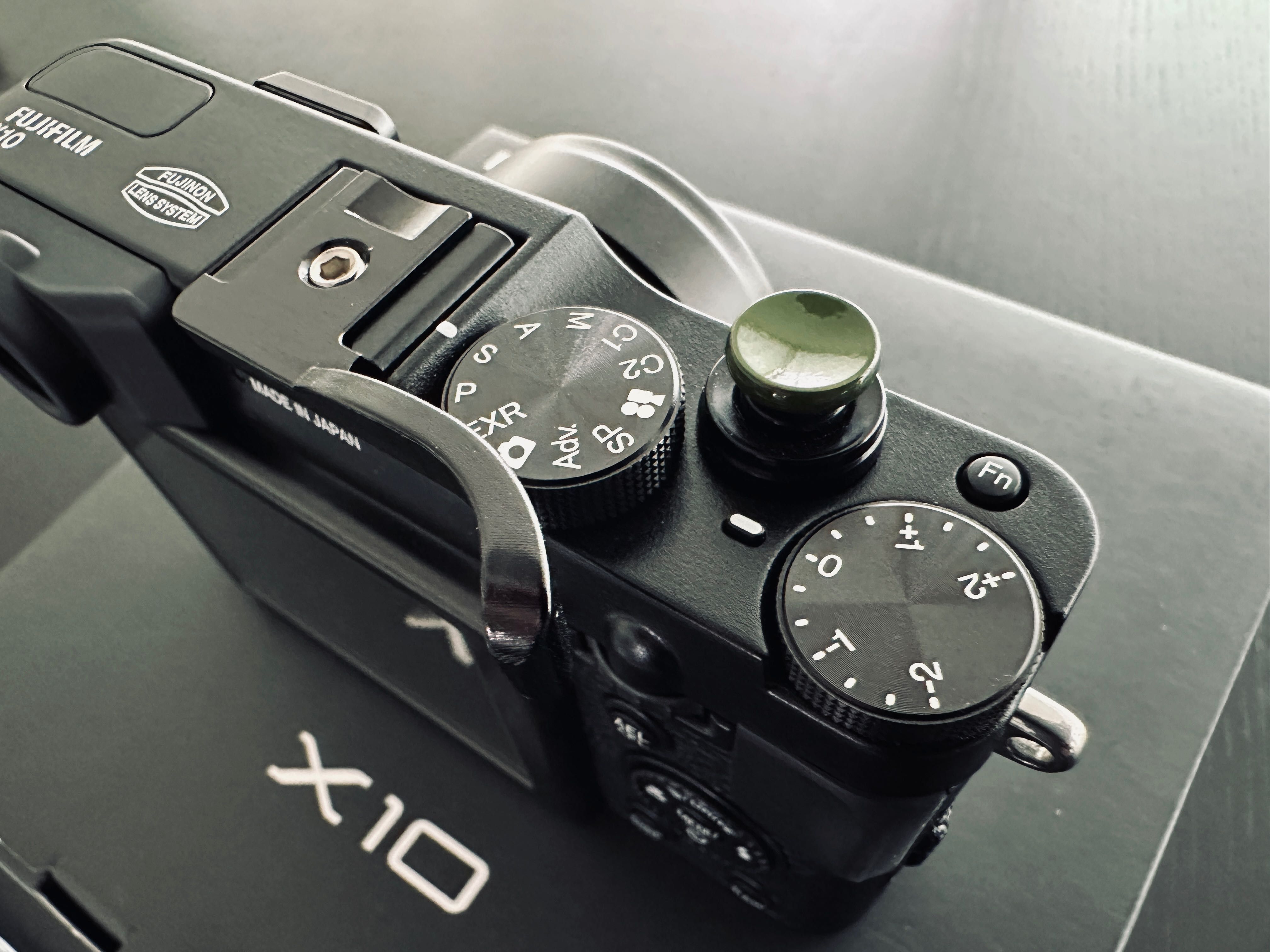 FujiFilm / Fuji X10 como nova