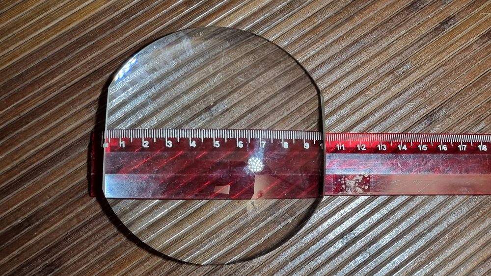 Лупа увеличительная ( линза)