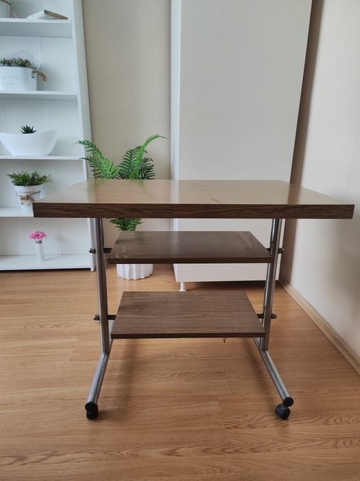 Stolik pod telewizor