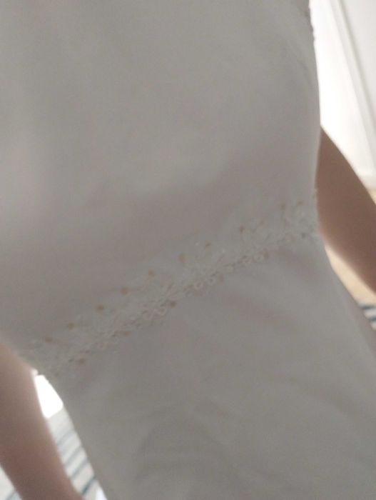 Suknia ślubna plus halka i kapelusz