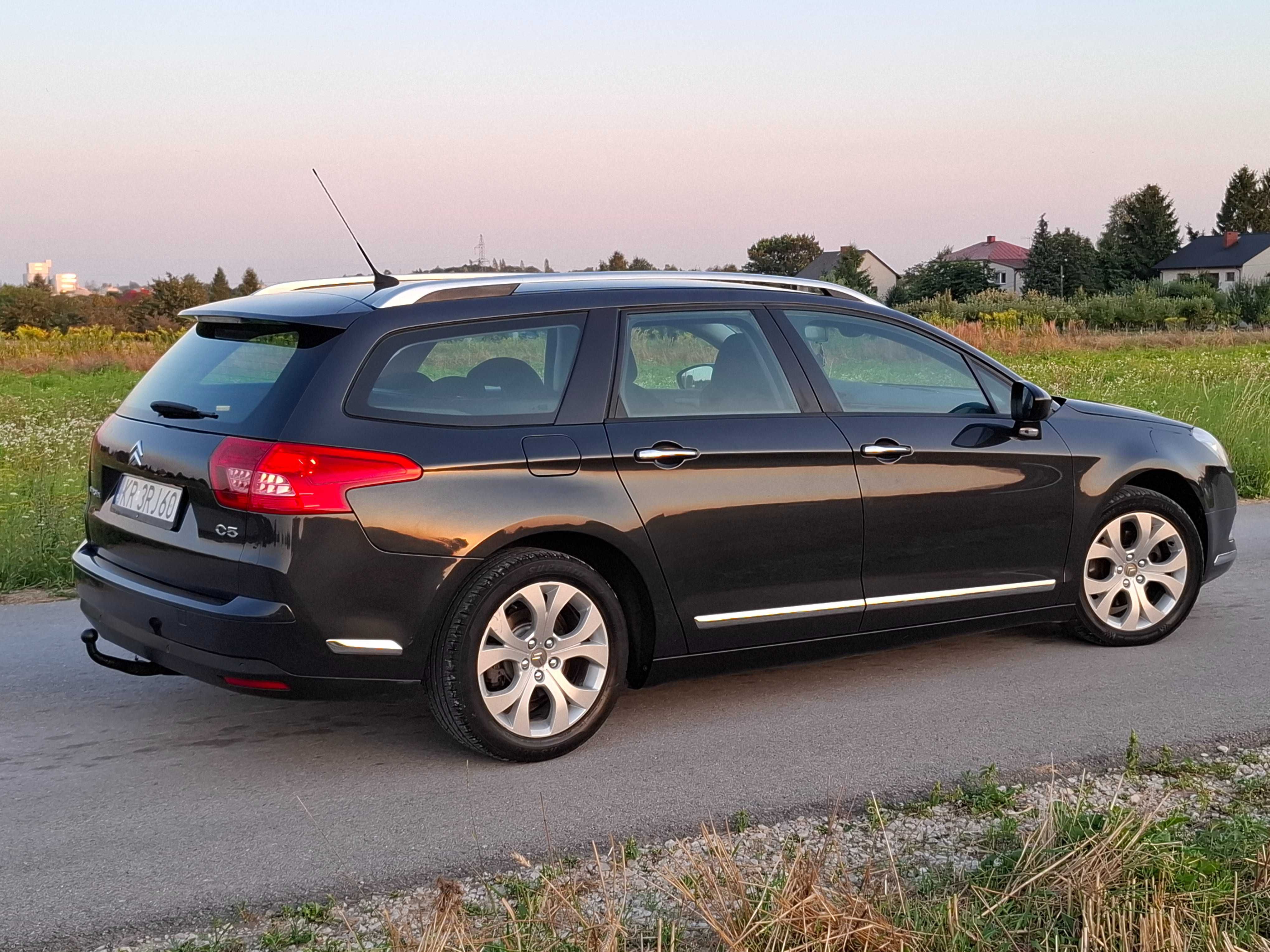 Hyundai I30_REZERWACJA_Codziennie nowe dostawy_SPRAWDŹ