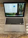 MacBook Pro A2251