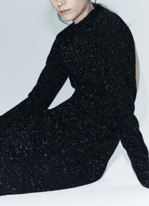 Продам шикарне плаття Zara 2990 грн