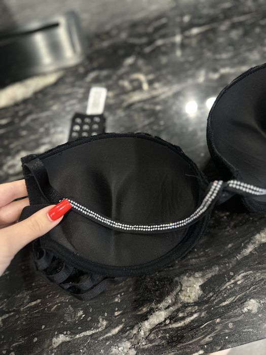 Бюстгальтер з стразами