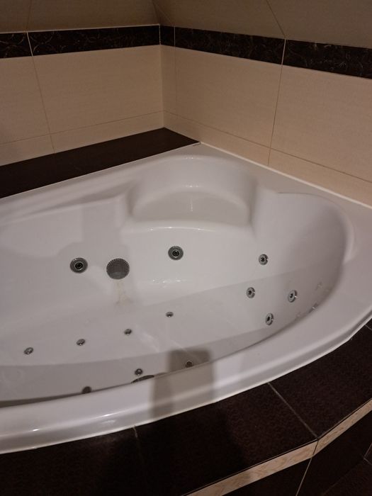 Wanna narożna Cersanit z hydromasazem