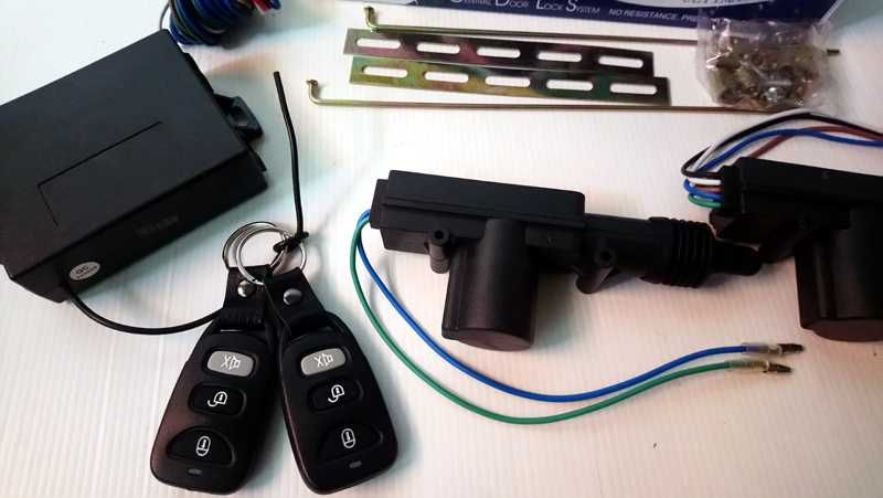 Kit fecho central portas automóvel c/ comandos 2x pistolas