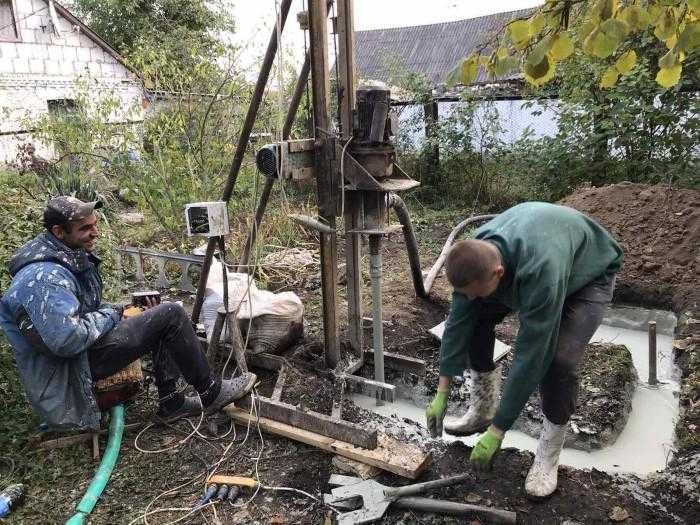 Бурение скважин в Броварском районе. Свердловина. Благоустрой.