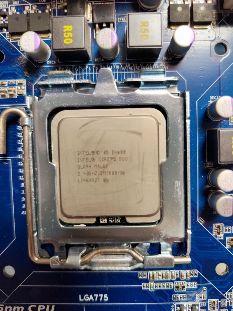 Комплект материнська плата  LGA775,  від Gigabite