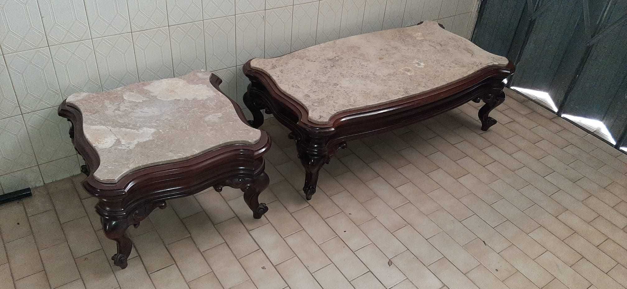 Conjunto de mesas de sala em Mármore