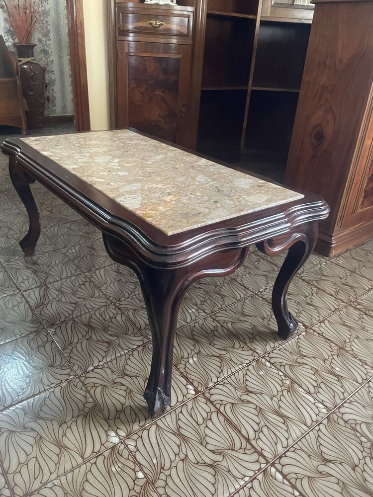 Mesa de centro antiga