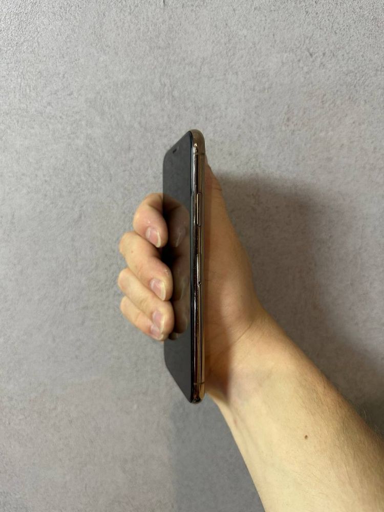 iPhone Xs 64 Gb